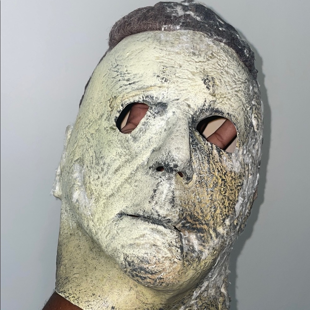 Creepy White Halloween Mask